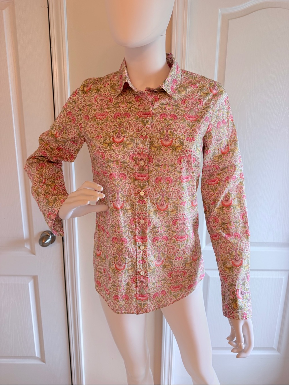 J.Crew Liberty Art Fabric Collection Women's Pink Floral Button-Up Shirt Size 2